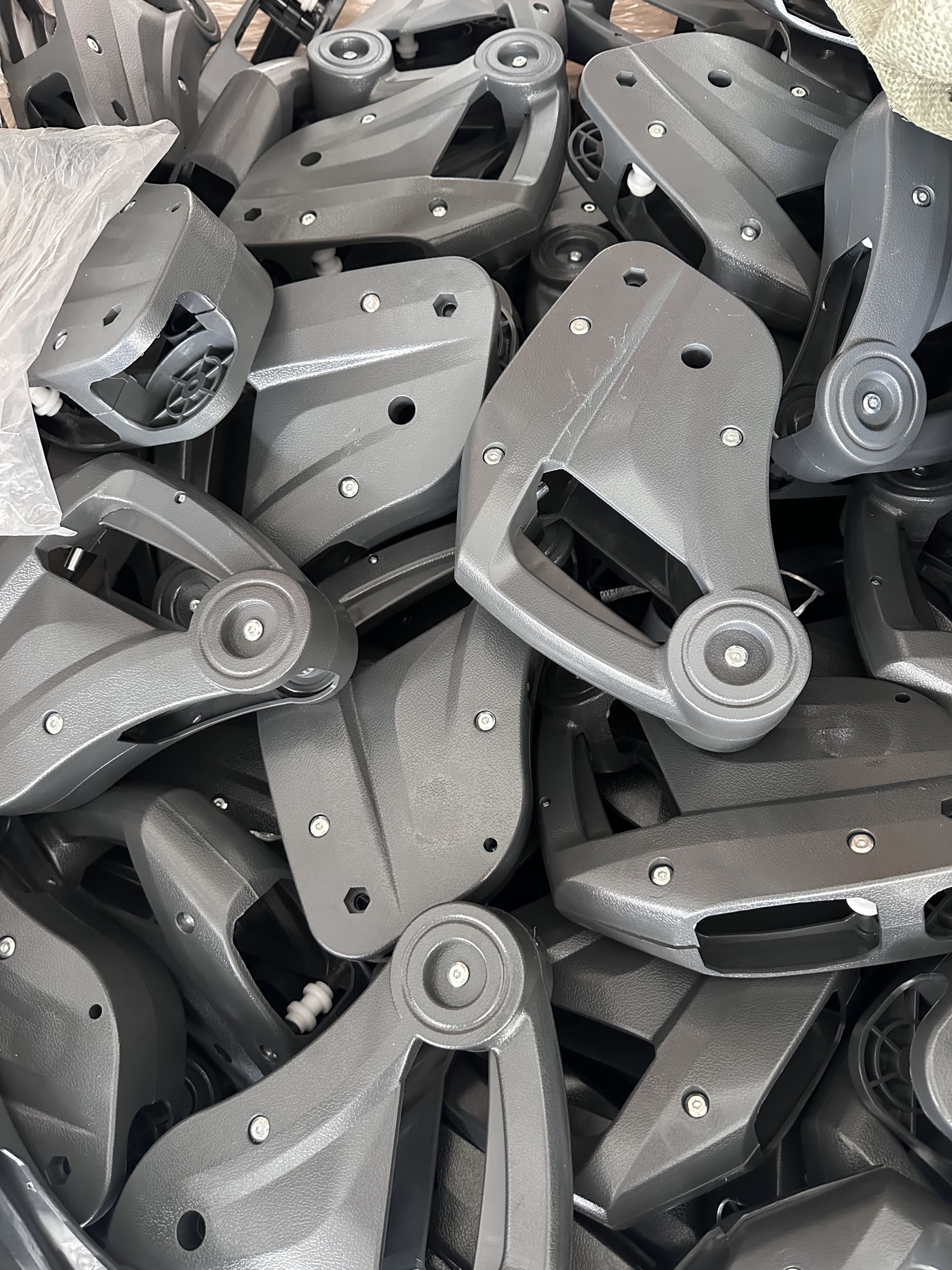 Mechanical components for cantilever umbrella systems