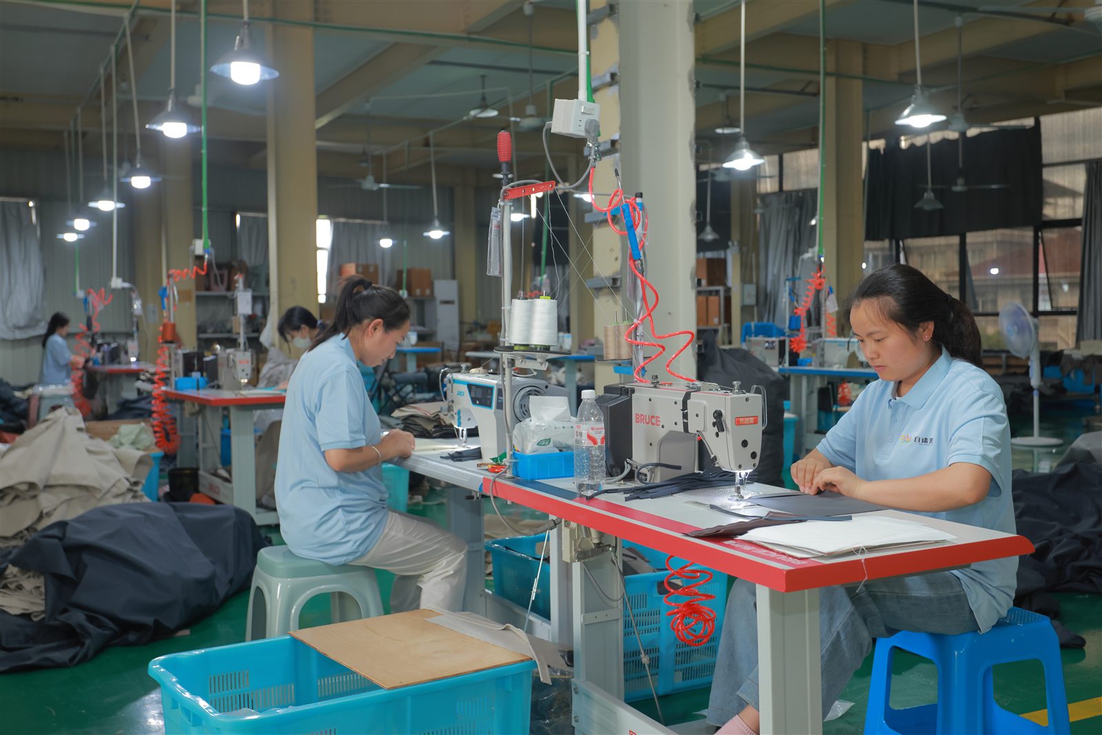 Sewing and reinforcement of canopy panels.